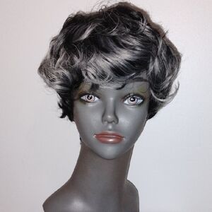 Stylish Black and Gray Women's Wig